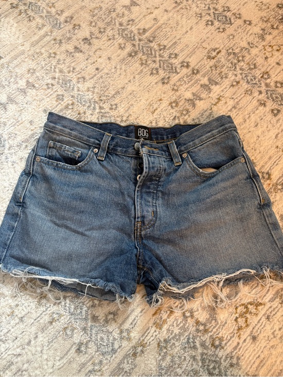 BDG Pants - BDG • Boyfriend low rise denim shorts